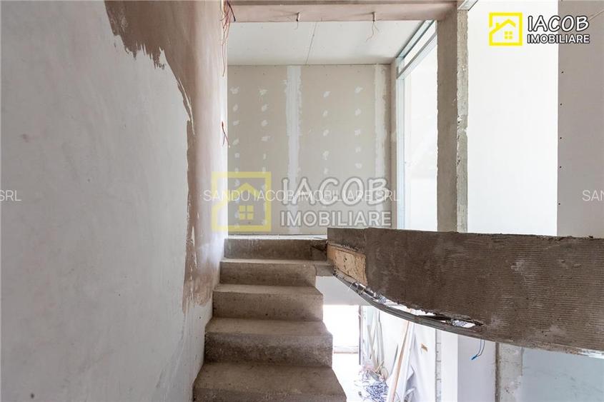 Casa la gri si teren 1070 mp, loc Dumbrava(Itesti), jud Bacau - 20
