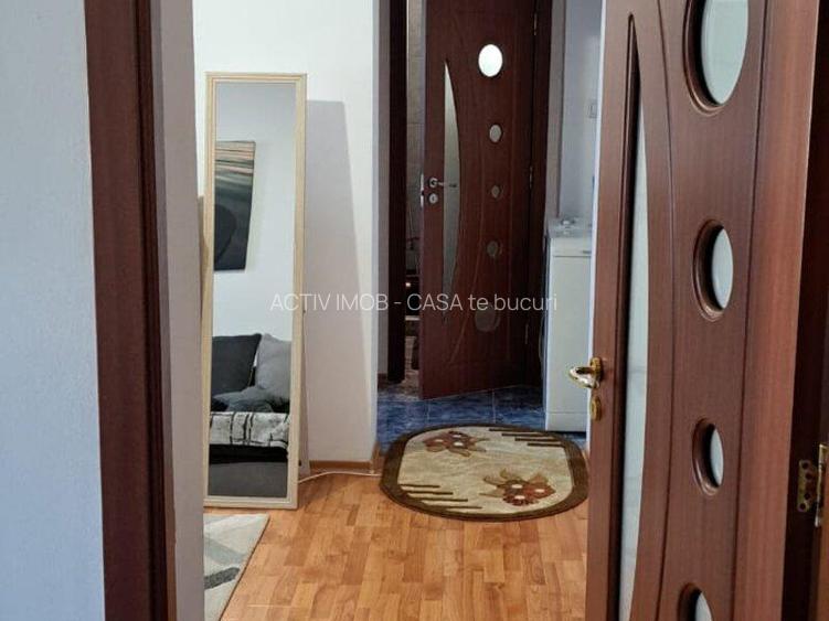 Apartament 2 camere de inchiriat piata 1 Mai - 4