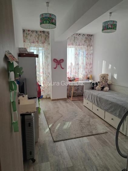 Vand apartament cu 3 camere str Nazuintei Nr 10 Adm Residential Bragadiru - 4