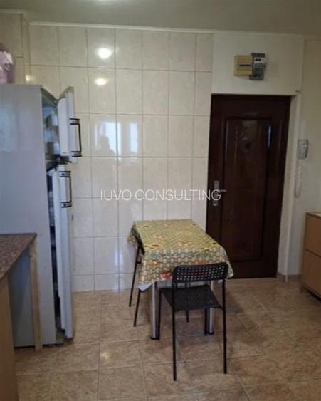 Vanzare Apartament 3 Camere Decomandat Bd.Alexandru Obregia - 3