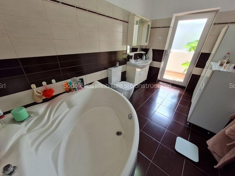 Spațiu pretabil birouri,after school,comercial,etc. - 15