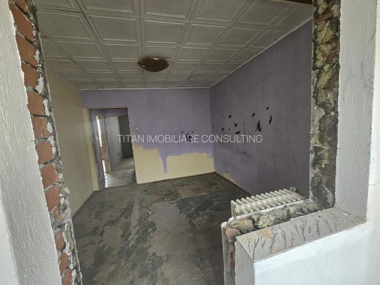 Titan Jean Steriadi  trei camere sdec et 7/10 pregatit pt renovare - 5