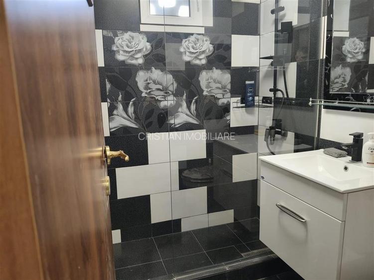 TOTUL NOU, MOBILAT SI UTILAT, parter Independentei - 9