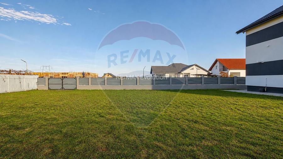 Casă smart finisaje premium, 700 mp teren Cartier Izvor | Comision 0 - 26
