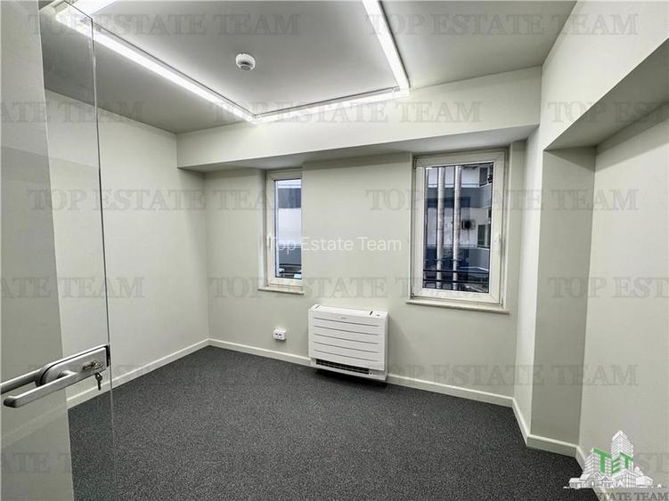 Spatiu comercial / office ultracentral de inchiriat complet utilat/recompartimen - 18