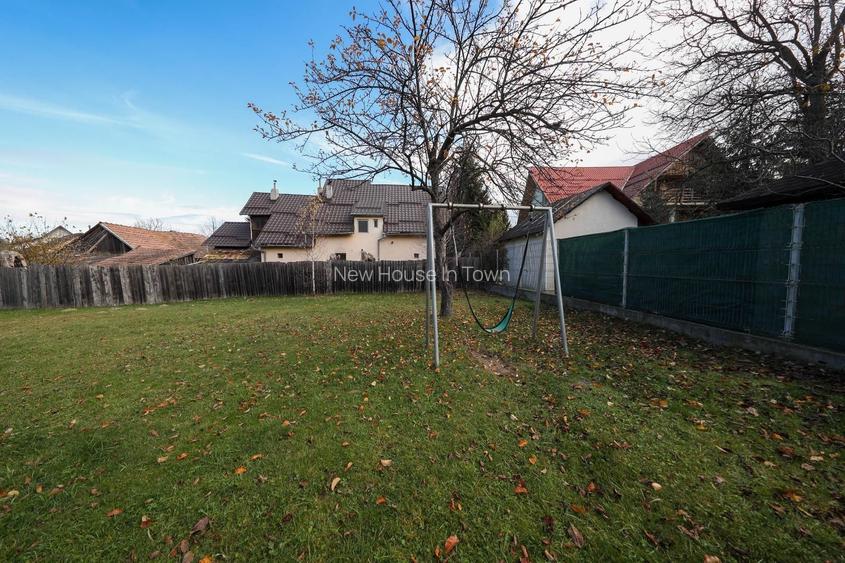 Vilă spațioasă de vânzare în Predeluț, Bran | 2000mp - 48