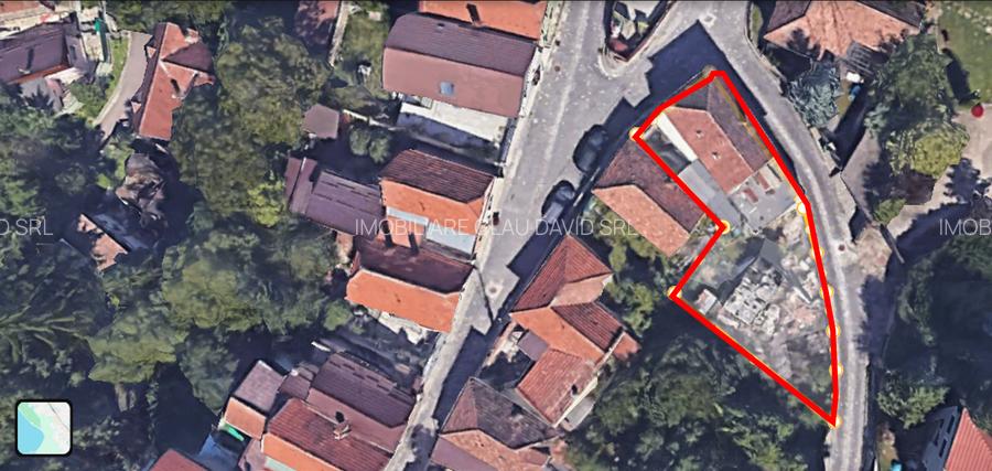 CASA SINGUR CURTE DE RENOVAT  cu teren 297 mp -ZONA PIATA UNIRII- comision 0% - 13