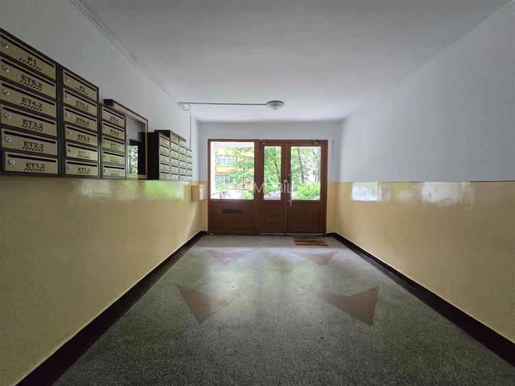 Etaj 2 - Tatarasi Str. Stejar, 2 camere model cu geam la baie, liber - 6