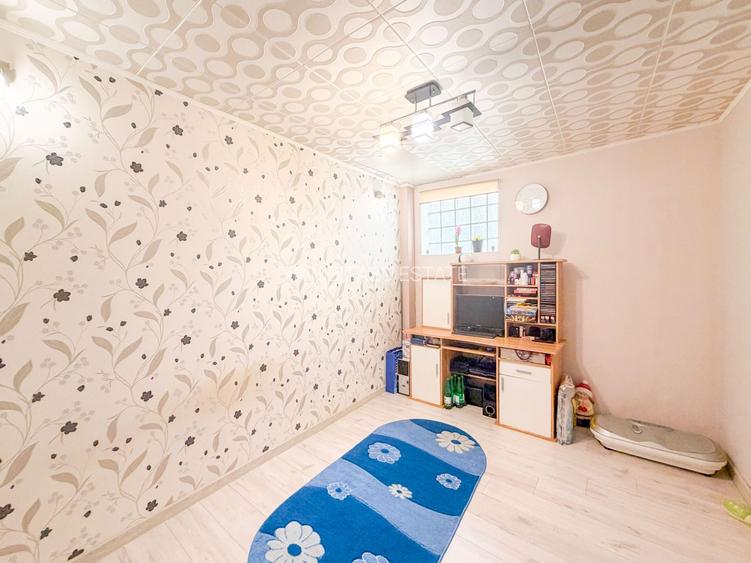 Casă de vânzare 2 camere  Mansarda + Pivnița - Belvedere - 5