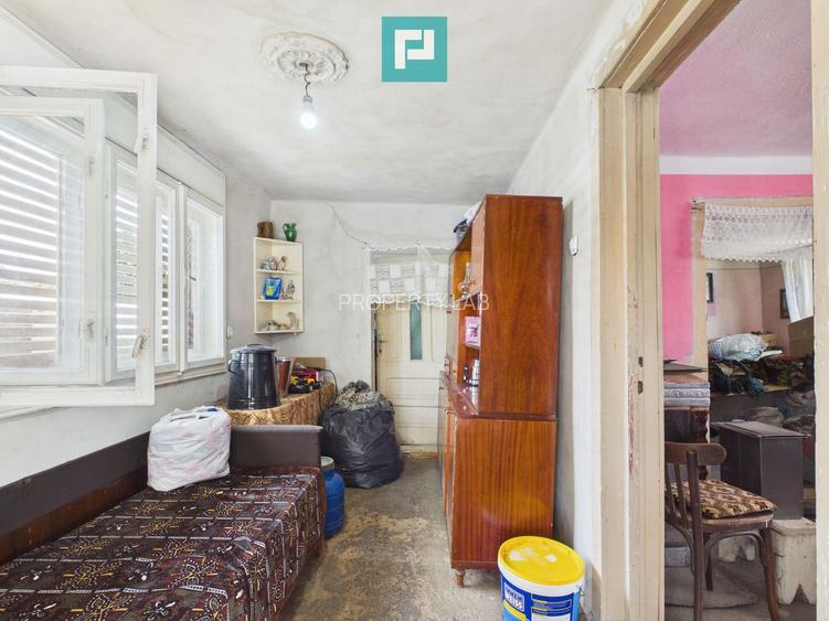 2 case cu teren de 2253 mp în Archiș - 12