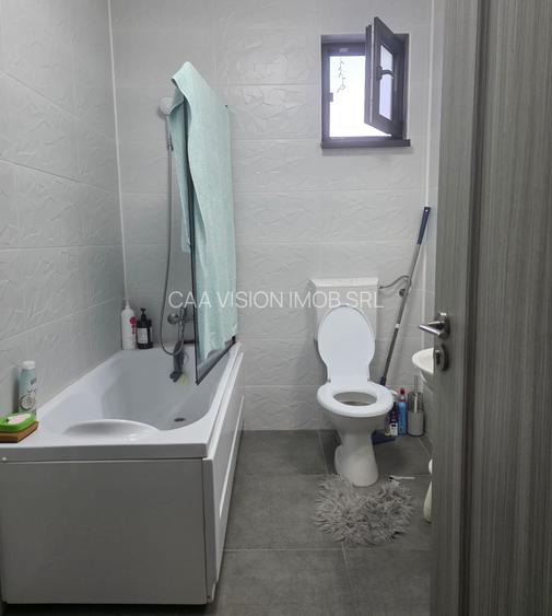 Casa de vanzare, utilata, mobilata, teren in supafata mare - 12