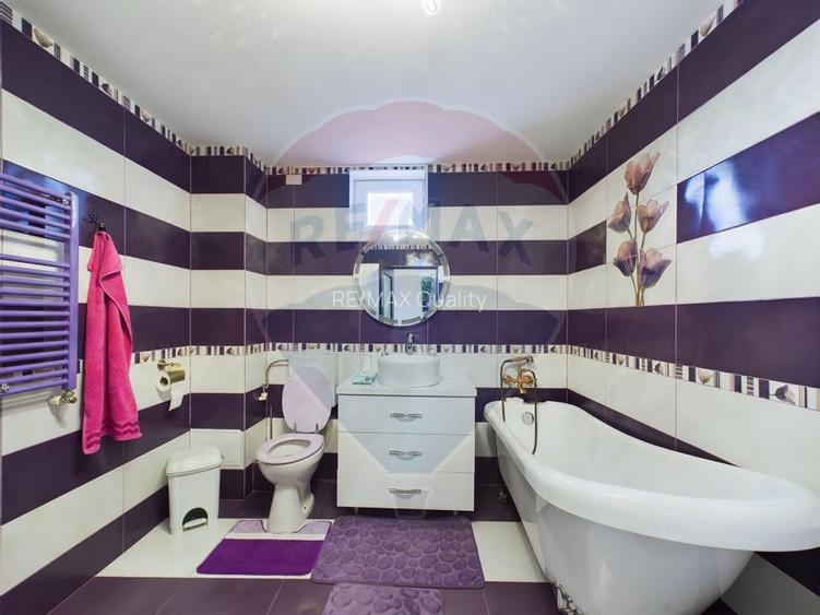 Casă / Vilă 5 camere + Mansarda Foarte Spatioasa - 13