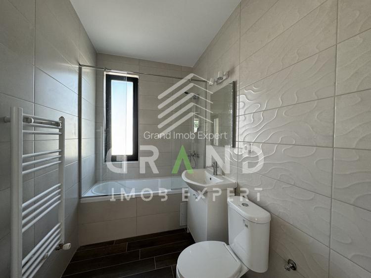 TOTUL NOU!Casa individuala,4 camere,3 BAI,TERASA,GARAJ,zona Dezmir - 21