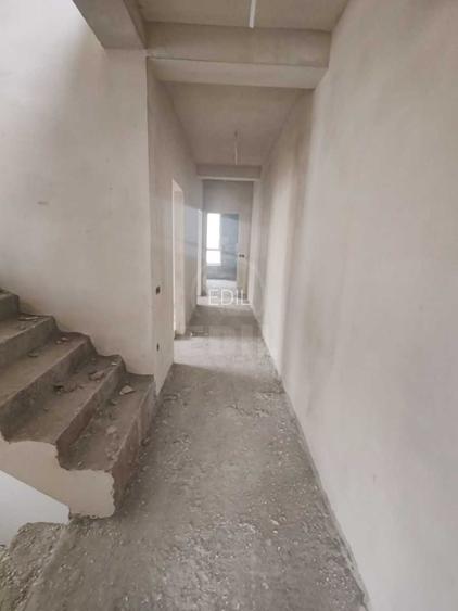 Dulplex de 4 camere, zona Razoare !!! - 7