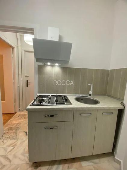 Apartament de 2 camere, 50 mp, centrala, 10 minute de metrou, Piata Romana  - 4