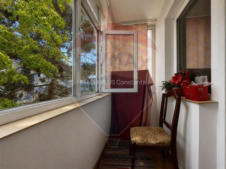 Apartament cu 2 camere de vanzare in KM 4-5 etaj 2 - 5