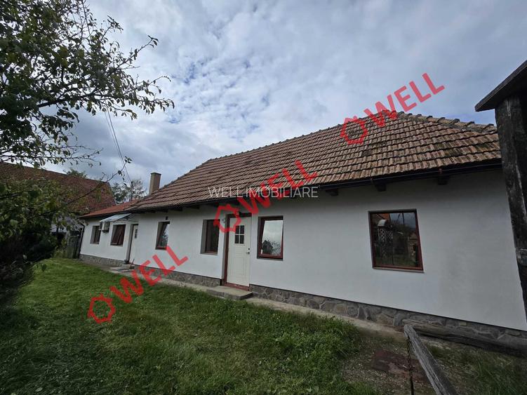 Casă de vânzare în Ozun, pe strada Köleskert! - 2