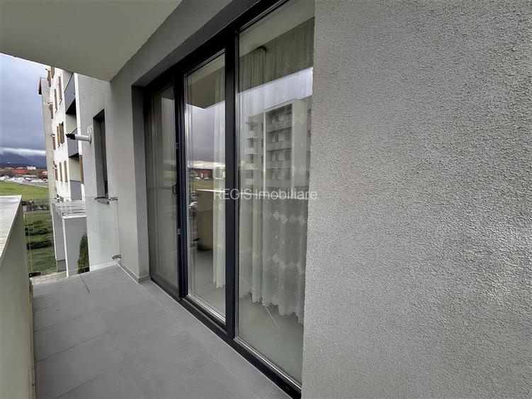 Apartament 2 Camere Decomandat in Qualis cu Parcare - Coresi - 5