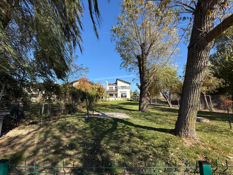 Vila Superba cu deschidere la Lac *Petrachioaia* - 9