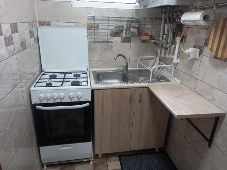 Garsoniera Piata Muncii, 5 minute de metrou, CENTRALA,mobilata si utilata modern - 11