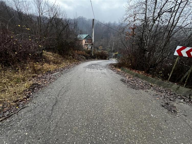 Teren intravilan 653 mp in Boldesti-Scaeni. - 2