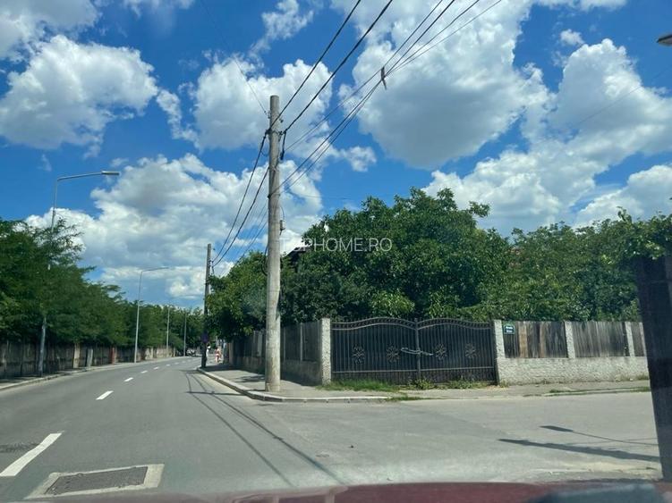 Aparatorii Patriei - Metrou - Metalurgiei Parc - 5