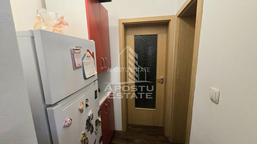 Apartament cu 3 camere, centrala proprie, zona Aradului - 4