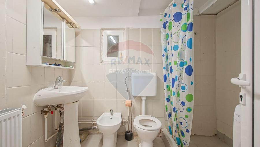 CASĂ INDIVIDUALĂ ÎN SCHEI    STRADA PIATRA MARE - 19