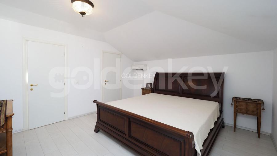 Vila cu finisaje moderne in complex rezidential - 23