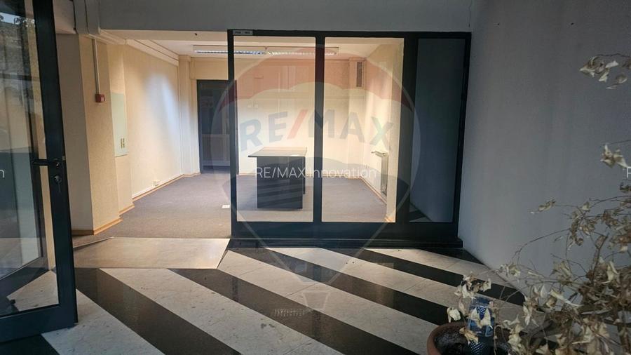 Hotel / Pensiune de vanzare în zona Barbu Vacarescu - 5