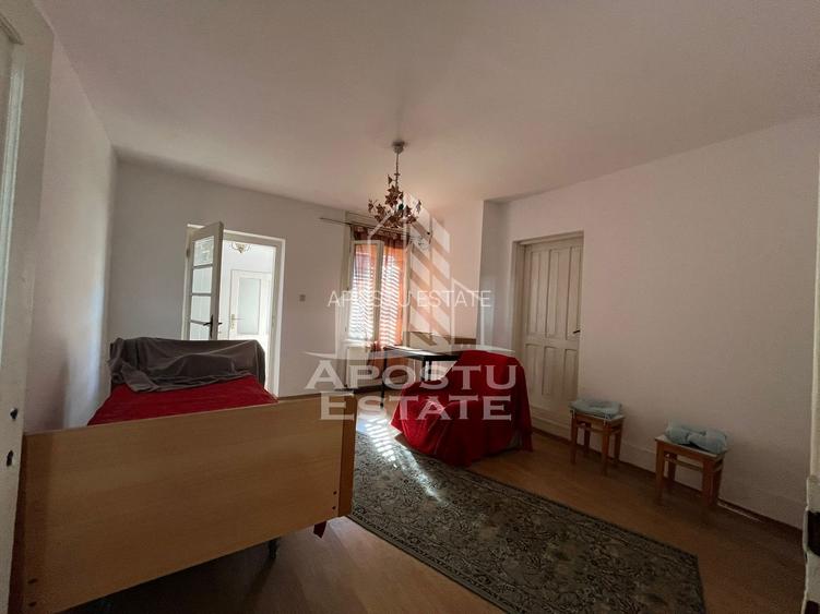 Casa individuala  7 camere, 3 bai, garaj, teren 1129 mp, zona Iosefin - 6