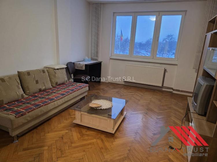 Ultracentral – Catedrala – 2 cam Decomandat – 330 euro - 4