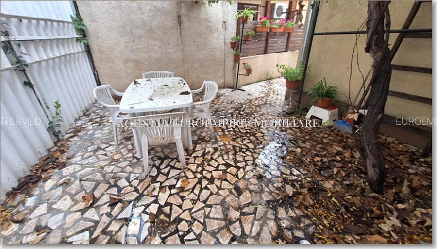 Garsoniera de inchiriat la curte zona Capitol - 2