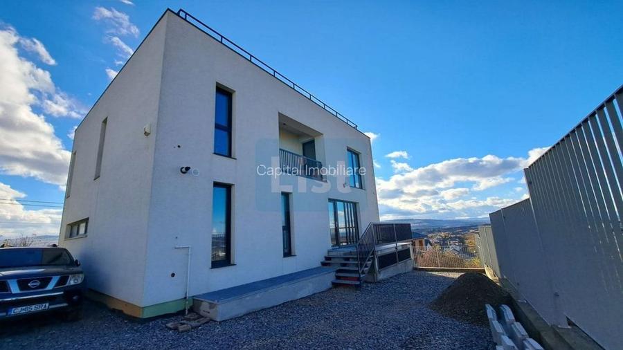 Casa remarcabila, 297 mpu, terasa pe acoperis, garaj, panorama - 6