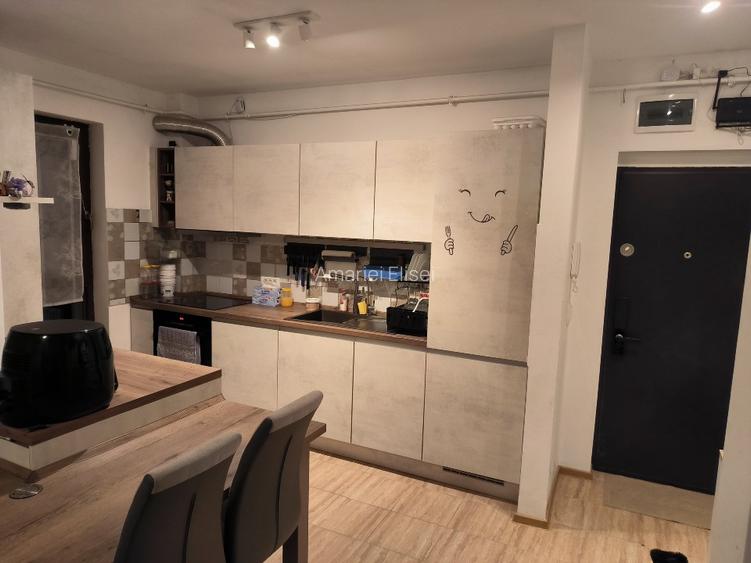 Apartament premium 2 camere 50 mp2 + garaj 22 mp2 + loc parcare - 2