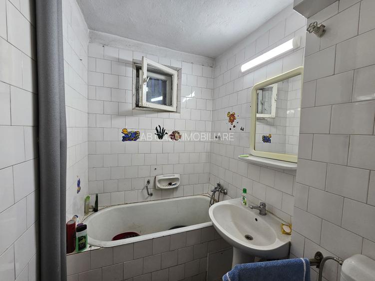 Apartament 3 camere, etaj intermediar, Piața Victoriei, comision 0% - 14