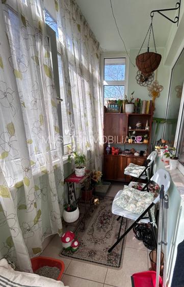 - Apartament 2 camere, Etaj 1, zona Hristo Botev , Locuibil. - 6