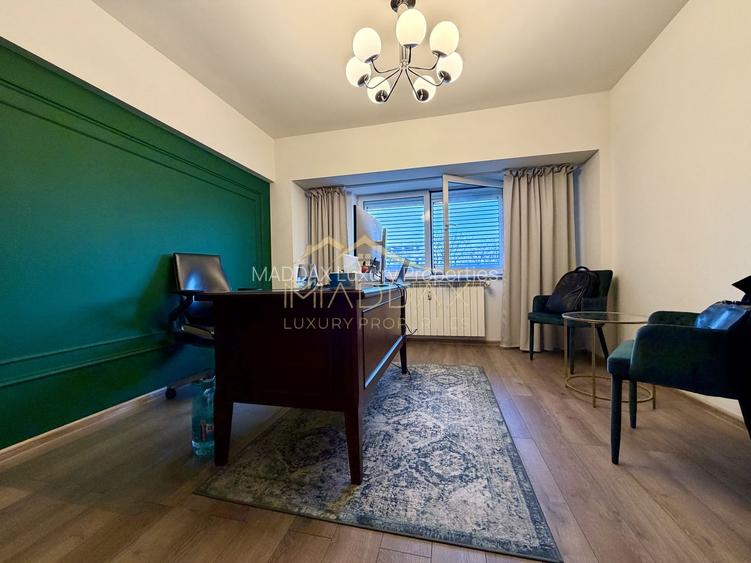 Apartament cu 4 camere *95mpc* // Bulevardul Unirii - 40