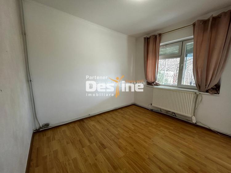 Casa de inchiriat Copou 5CD 100MP parter+mansarda+terasa si gradina 700MP - 2