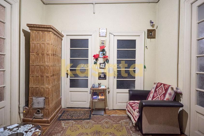 CASĂ CLASICĂ DE VANZARE CU POTENȚIAL PREMIUM ÎN ZONA 1 MAI - 2