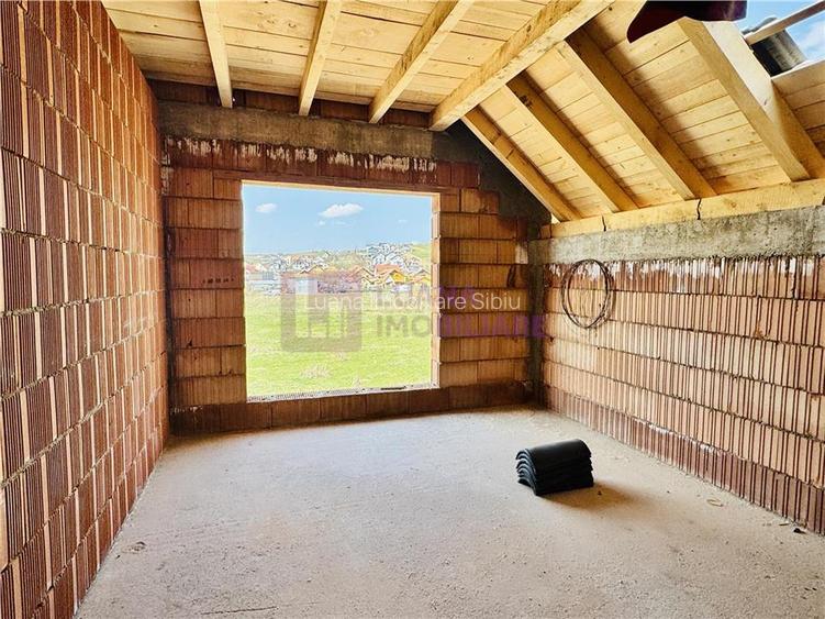 Casa individuala NOUA | 5 camere | Sura Mare | teren 340 mp - 5