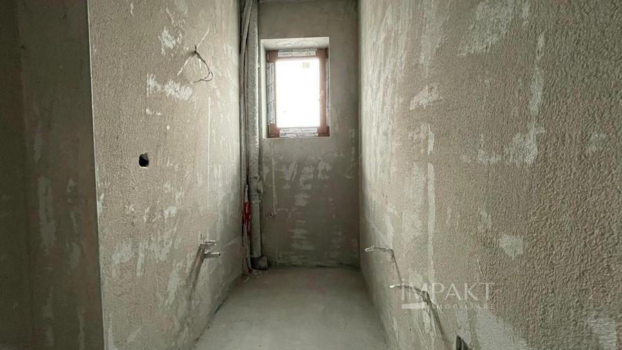 Duplex semifinisat de vanzare in Aiton – 148 mp, teren 800 mp