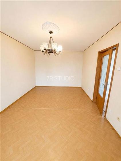 Vanzare apartament 2 camere Tei - 6