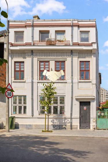 Imobil Eminescu - Radu de la Afumati - P+2 - 10 camere - 2