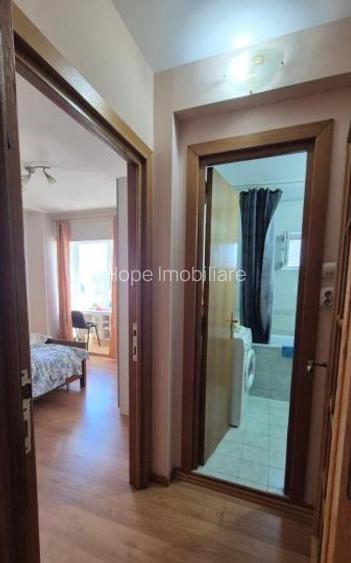 Titan metrou - Apartament 3 camere , 2 bai - 6