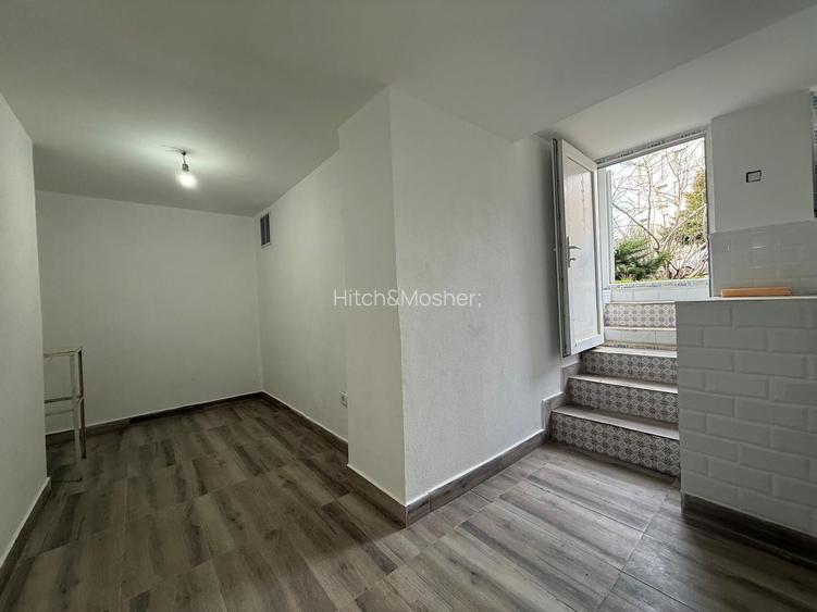 Apartament central, 3 camere  renovat complet, comision 0 - 22