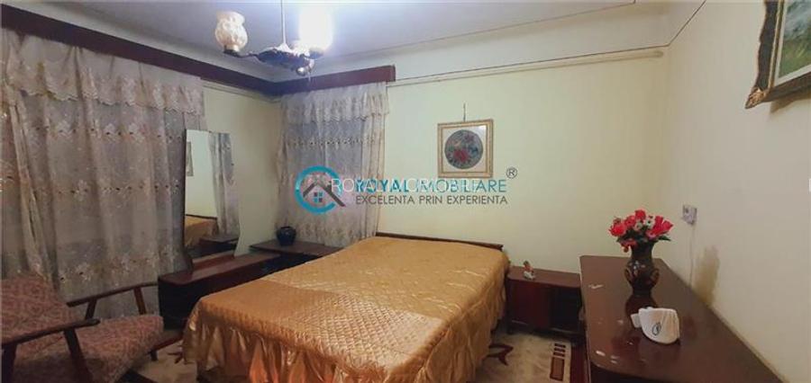 Royal Imobiliare - Vanzare Casa in zona Sud - 25