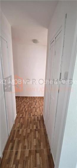 Apartament 2 camere cf 2 semidecomandat zona Crang 2 - 7