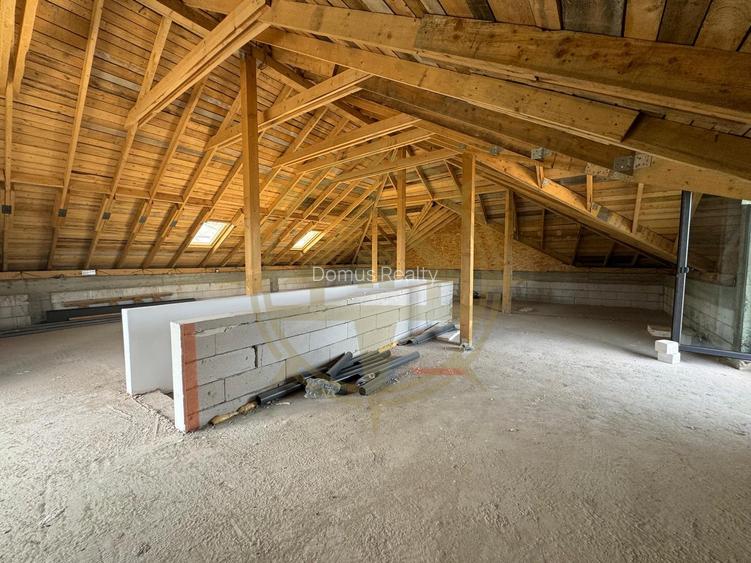 DOM00449 - Vila langa Padure Ciofliceni Finisaje la Alegere - 11