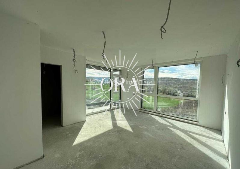 CASA- DUPLEX DE VANZARE IN BORHANCI - CU PRIVELISTE - SEMIFINISAT - 224 MP UTILI - 11